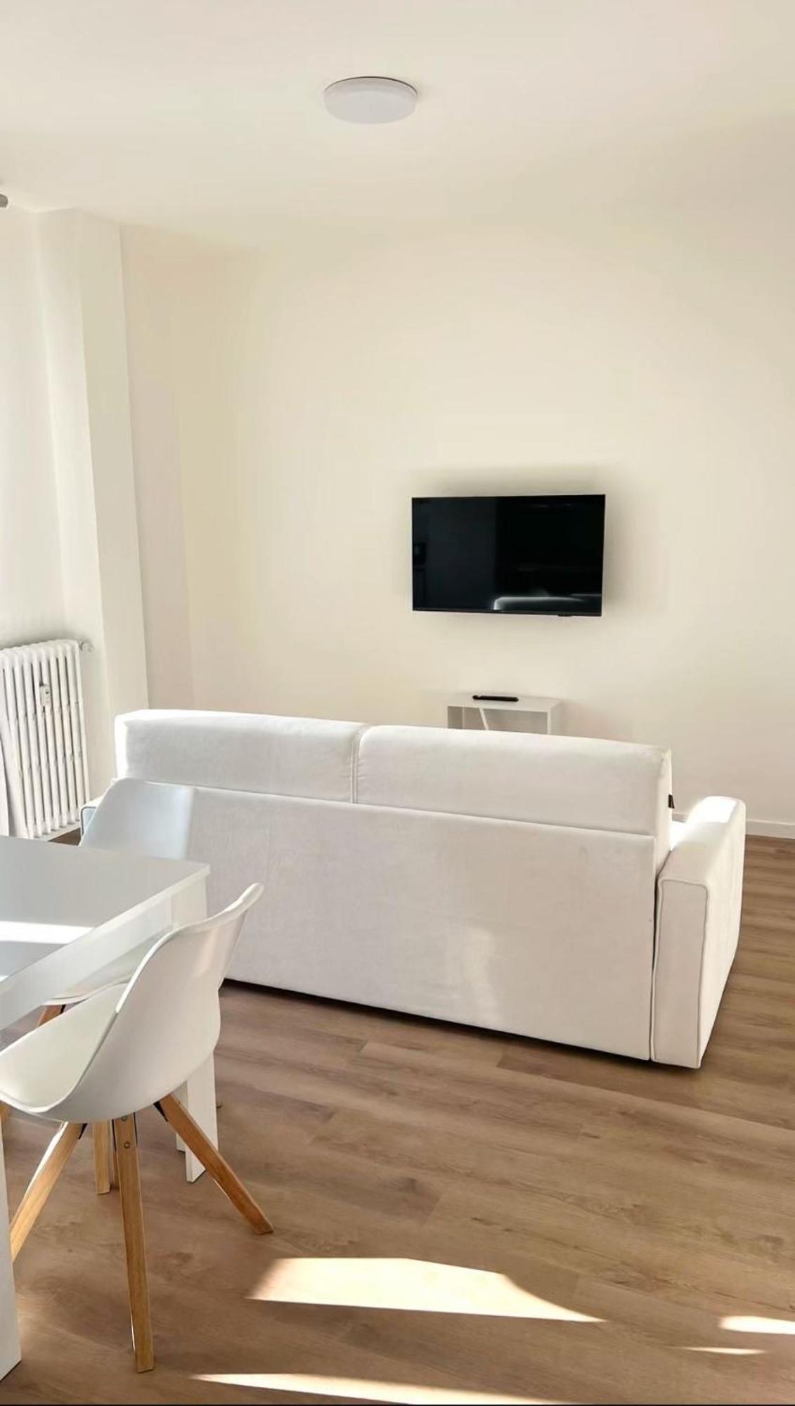 Sky Top Apartment Biella Gaglianico Exterior foto